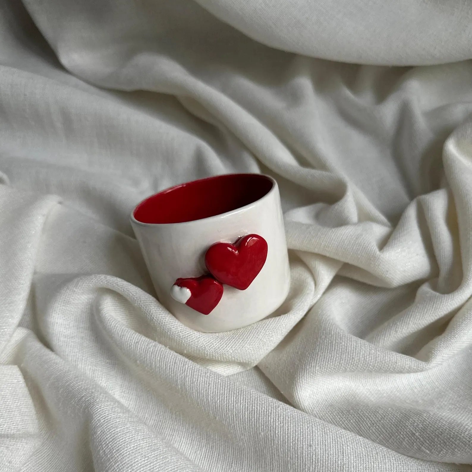 Handmade White Ceramic Tumbler with Red Heart Detail – 200 ml Romantic Pottery Cup