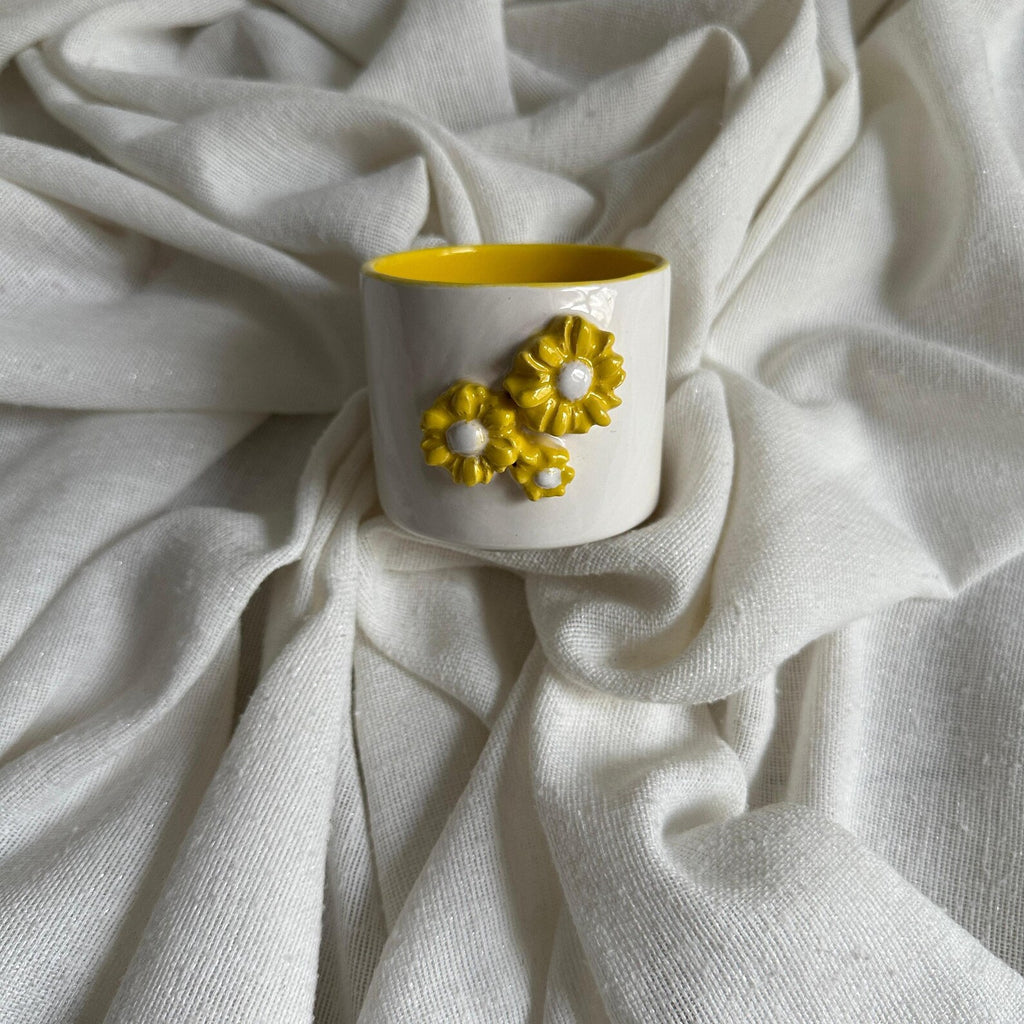 Handmade White and Yellow Daisy Ceramic Tumbler 160 ml