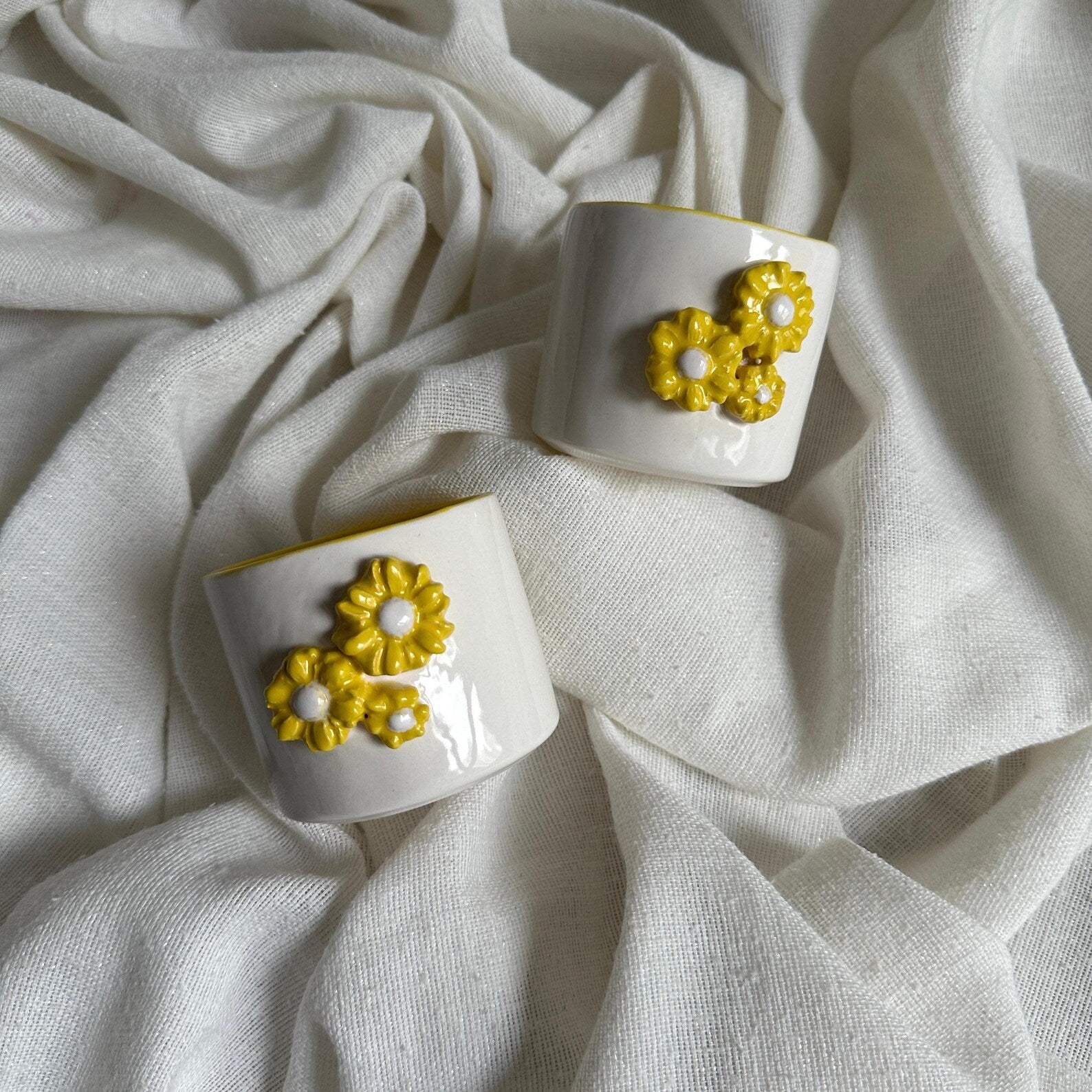 Handmade White and Yellow Daisy Ceramic Tumbler 160 ml