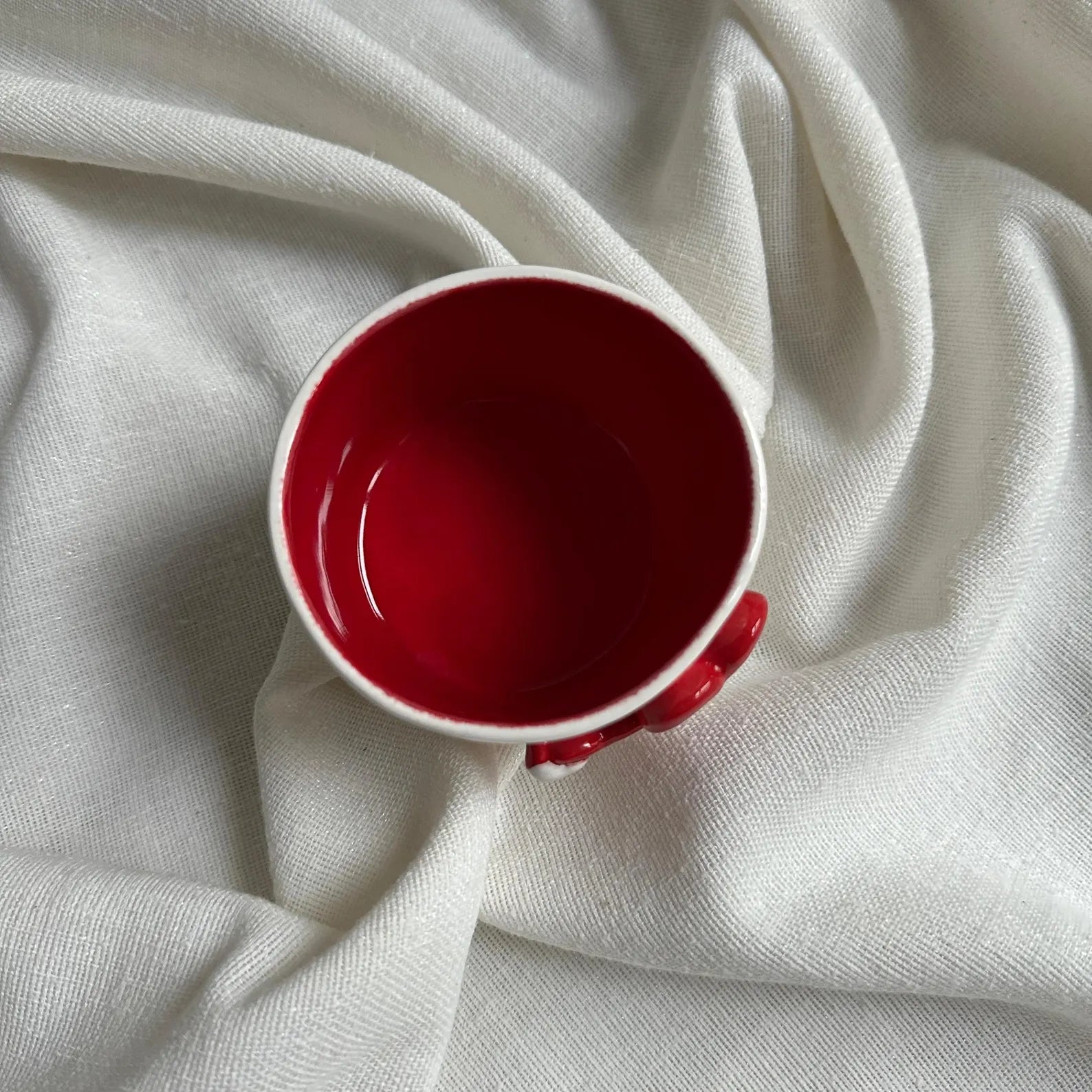 Handmade White Ceramic Tumbler with Red Heart Detail – 200 ml Romantic Pottery Cup